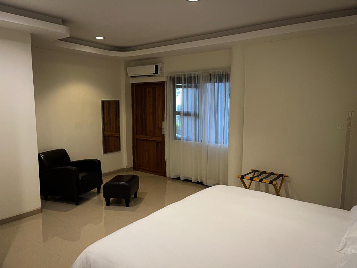 Legacy Boutique Hotel Quesada  エクステリア 写真